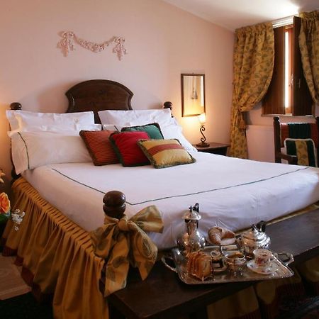 Hotel Castello Miramare Formia Room photo